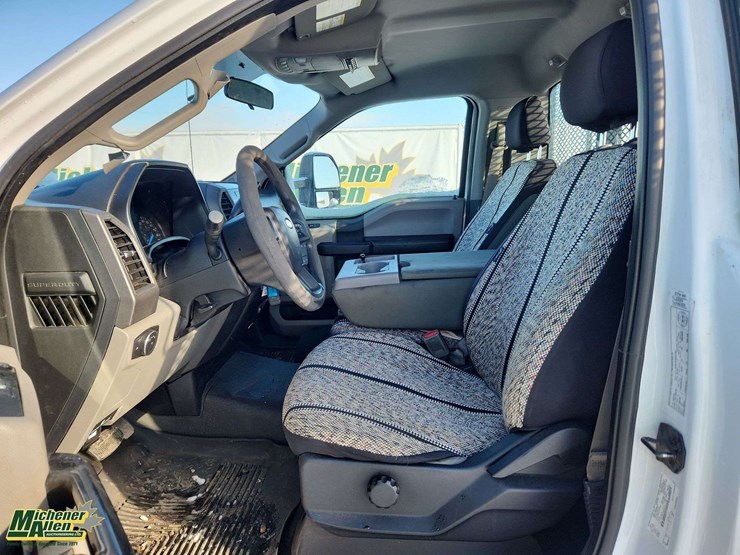 2017-ford-f350-image-17