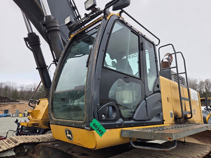 deere-470g-lc-image-51