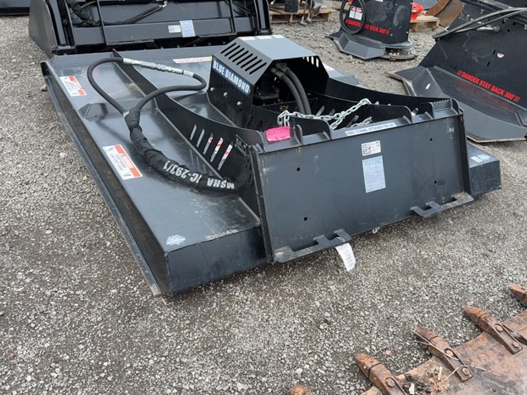 #2016-•-blue-diamond-72"-skid-steer-rotary-cutter-image-3