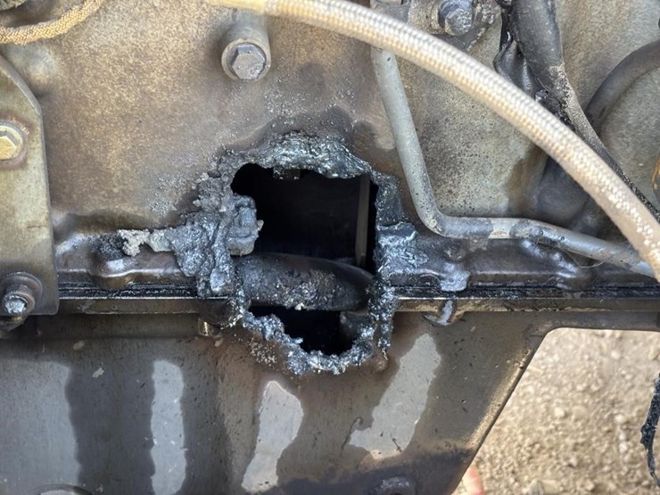 2003-challenger-mt855-image-14