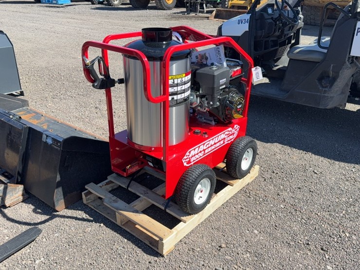 #2029-•-magnum-4000-portable-pressure-washer-image-3