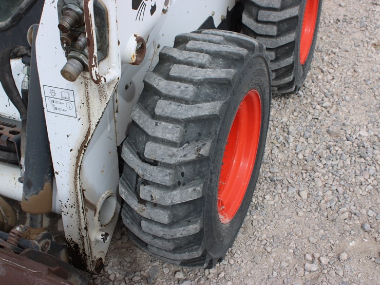 2017-bobcat-s590-image-22