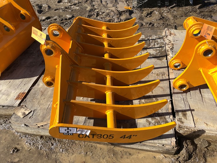 caterpillar-305-image-4