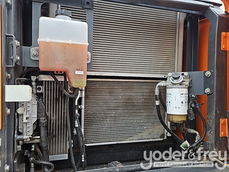 2022-doosan-dx225-lc-image-30