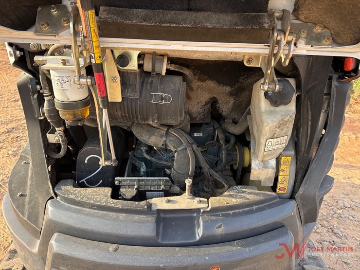 2020-bobcat-e26-image-8