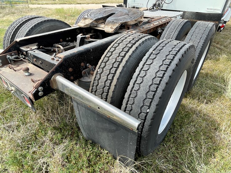 2000-kenworth-w900l-image-20