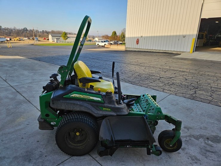 2014-john-deere-z925m-image-6