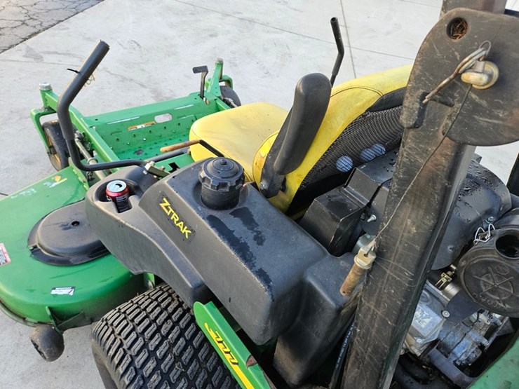 john-deere-777-image-18