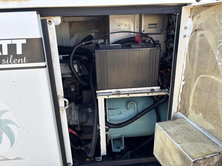 2003-multiquip-dca25usi-image-29