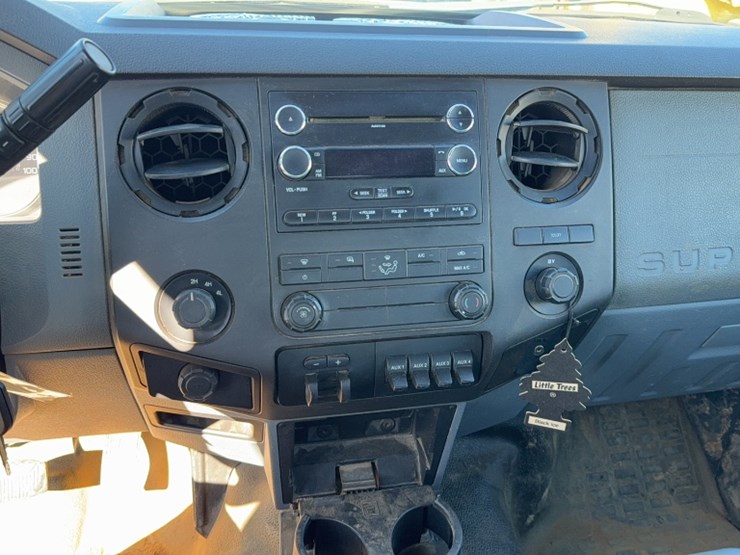 2011-ford-f350-image-21