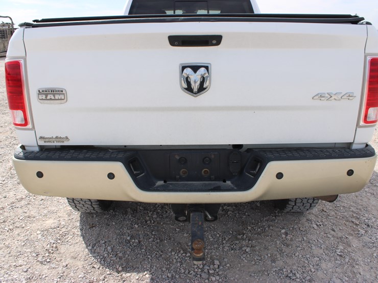 2015-ram-2500-laramie-longhorn-image-25