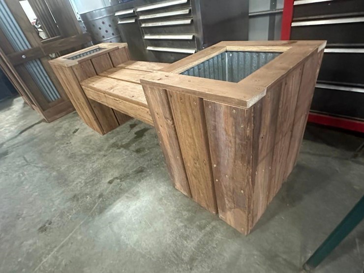 planter-box-with-bench-image-5