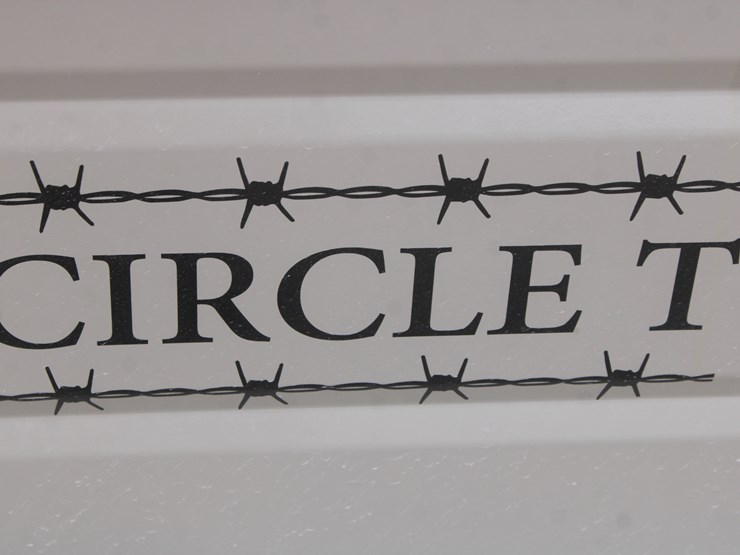 #1083-•-new-circle-t-portable-complete-cattle-processing-system-image-73