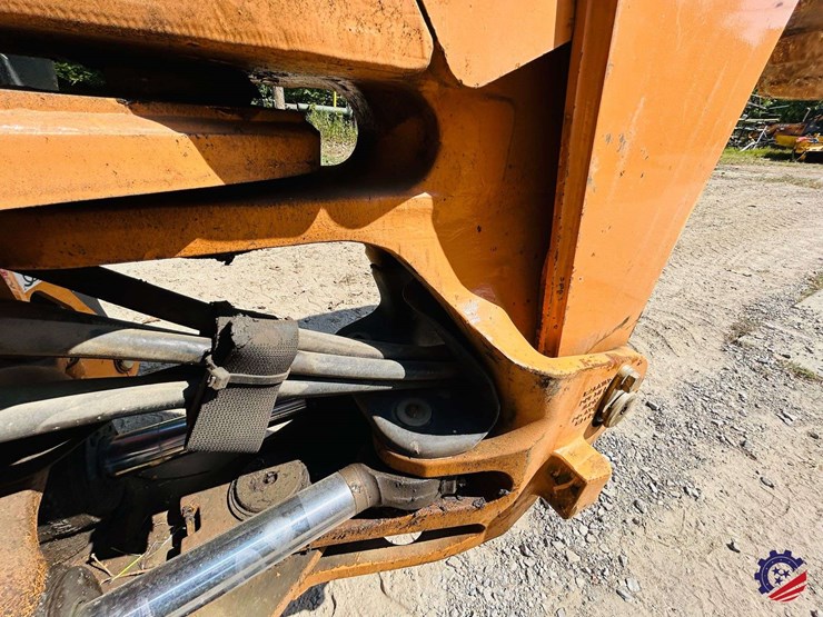 2021-case-580n-image-50