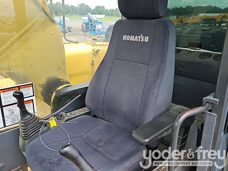 2007-komatsu-pc220-lc-8-image-37