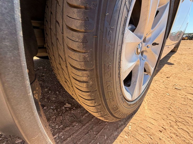 2011-bmw-528i-4-door-sedan-(178,025-miles)-image-25