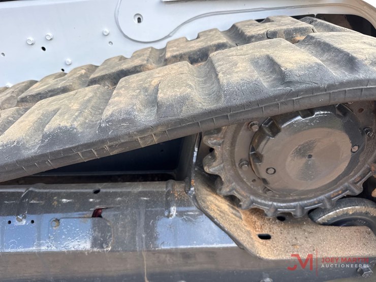 2018-bobcat-t770-image-11