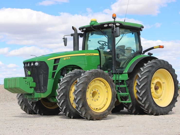 2012-john-deere-8270r-image-1