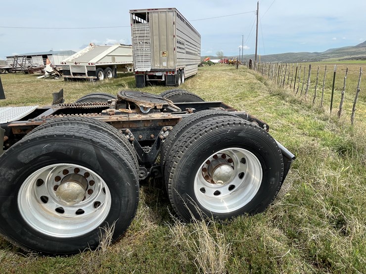 2000-kenworth-w900l-image-12