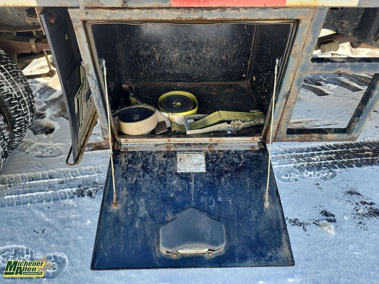 2017-ford-f350-image-32