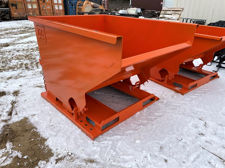 #2002-•-2-yard-self-dumping-hopper-image-3