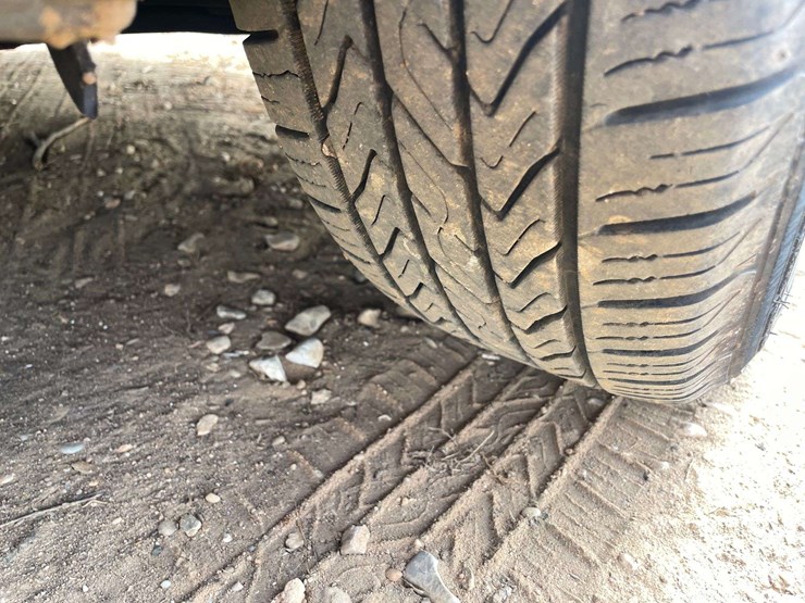 2019-nissan-versa-sv-4-door-sedan-(114,431-miles)-image-22