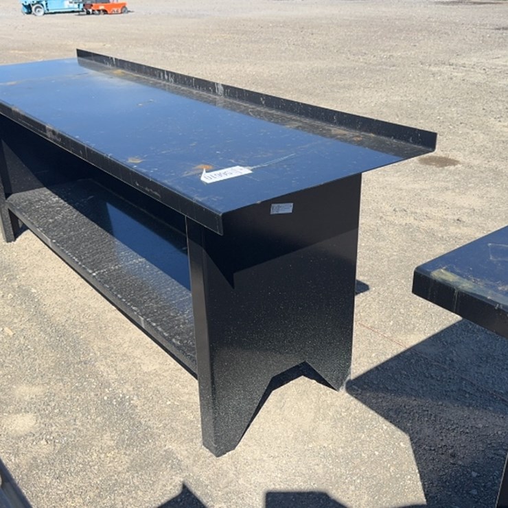 #1020 • 90" METAL WORK BENCH