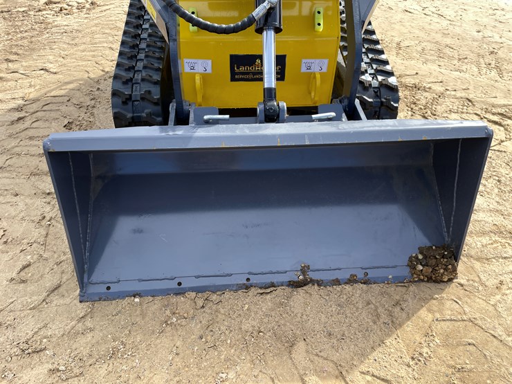 #212-•-landhonor-mini-skid-steer-loader-image-21