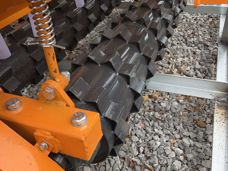 land-honor-no-till-seed-drill-for-tractor-or-skid-steer,-72"-image-2