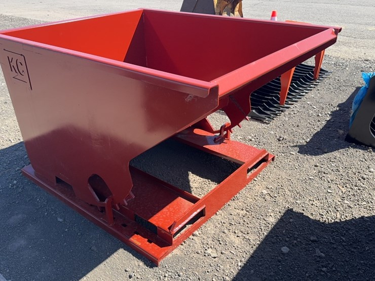 #1005-•-medium-forklift-self-dumping-dumpster-image-3