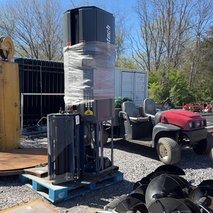 #6011 • LANTECH PALLET WRAPPER