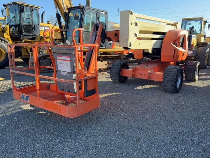 2013-jlg-450aj-image-1