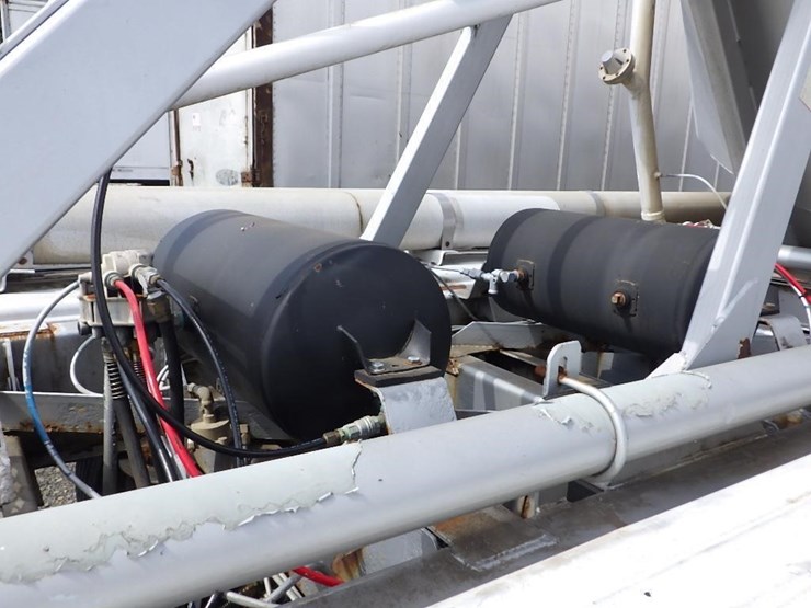 1998-fruehauf-tank-image-12