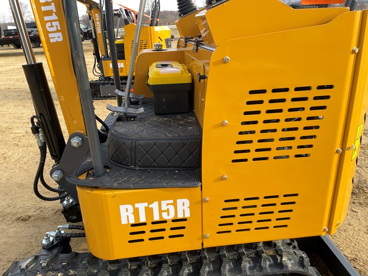 #1038-•-new-ats-rt15r-mini-excavator-image-16