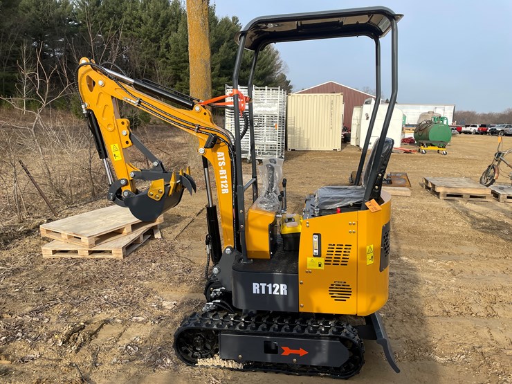 #1040-•-new-ats-rt12r-mini-excavator-image-8