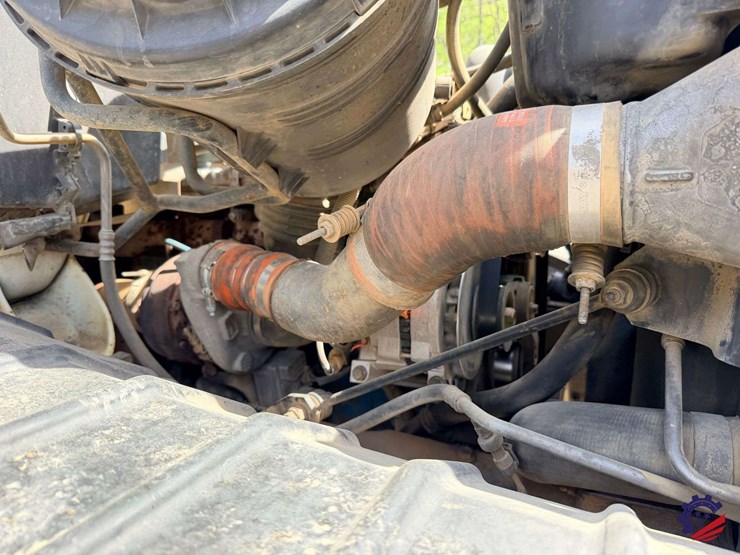 2007-international-7400-image-37