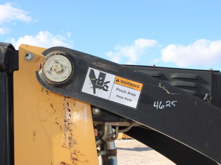 deere-ct322-image-26