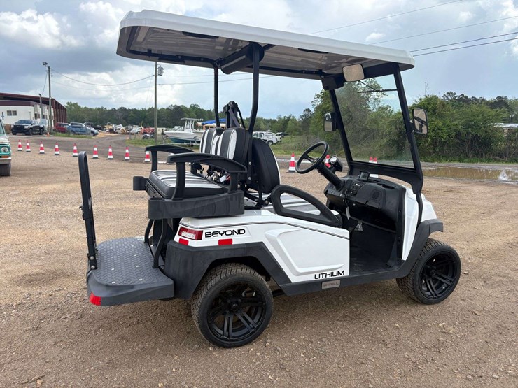 2023-bintelli-electric-golf-cart-w/-on-board-charger-image-3