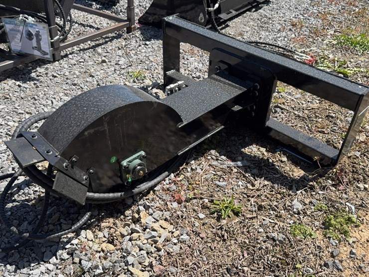 #6076-•-future-skid-steer-stump-grinder-image-1
