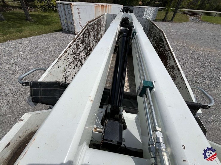 2025-kenworth-t380-image-88