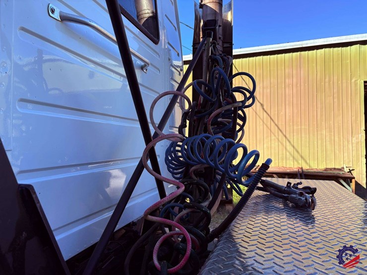 2008-volvo-vt-t/a-truck-tractor-image-23