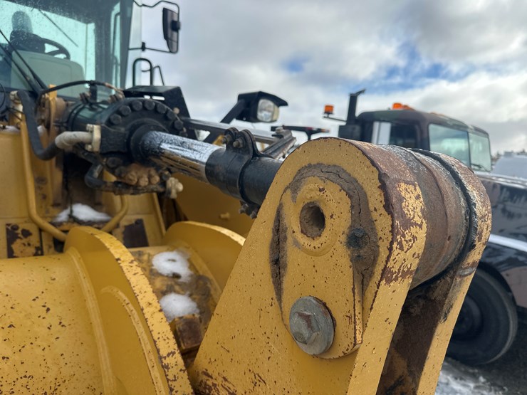 caterpillar-950gc-image-45