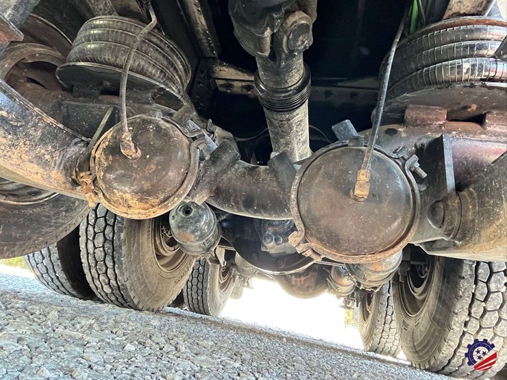 2018-international-hx620-image-30