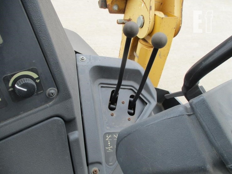 2013-deere-310sk-image-12