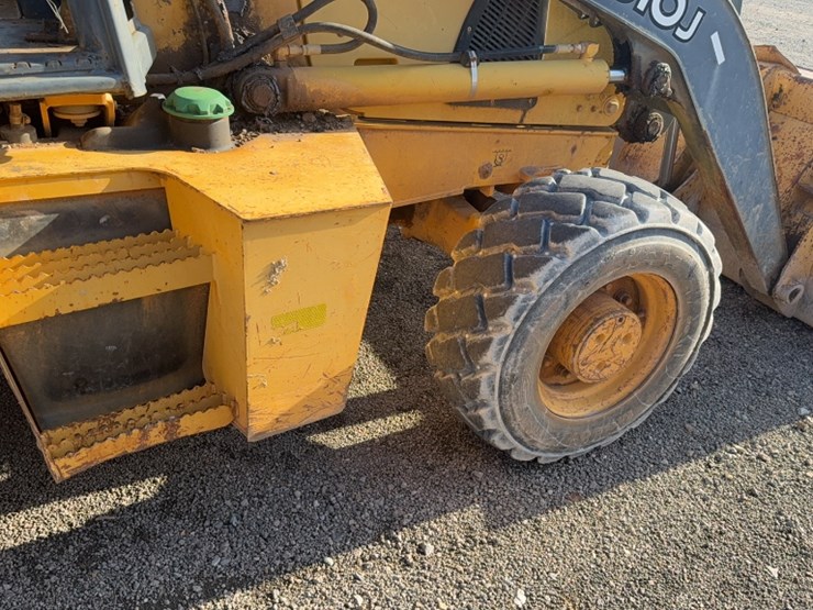 john-deere-310-image-6