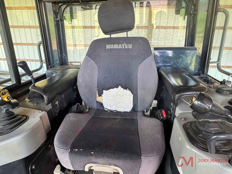 komatsu-d61-image-22