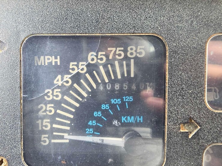 1992-international-4900-image-9