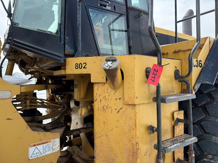 caterpillar-980g-image-22