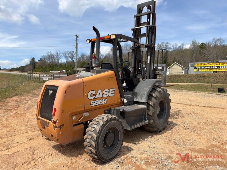 2019-case-586h-image-3