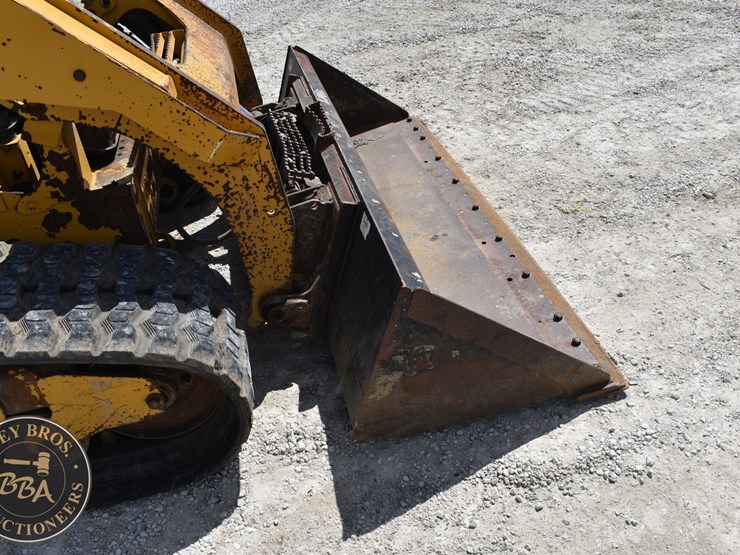 2020-caterpillar-289d3-image-59